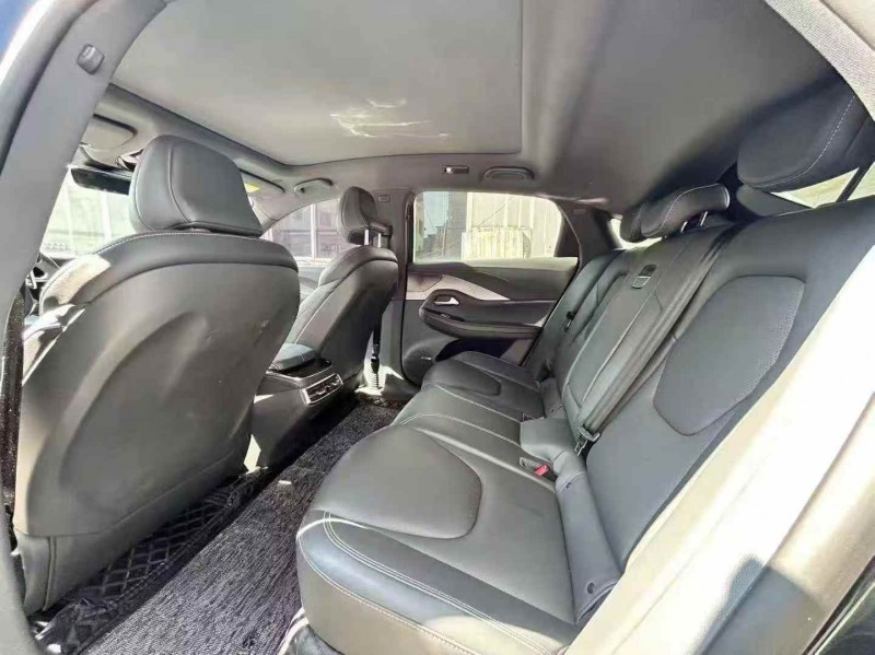 宁波23年极狐汽车阿尔法6