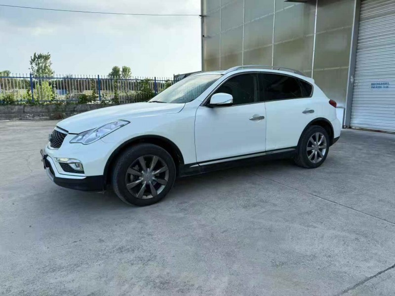 徐州15年英菲尼迪QX502