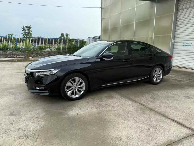 徐州20年本田雅阁3