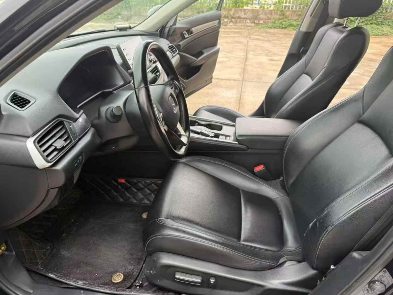 徐州20年本田雅阁4