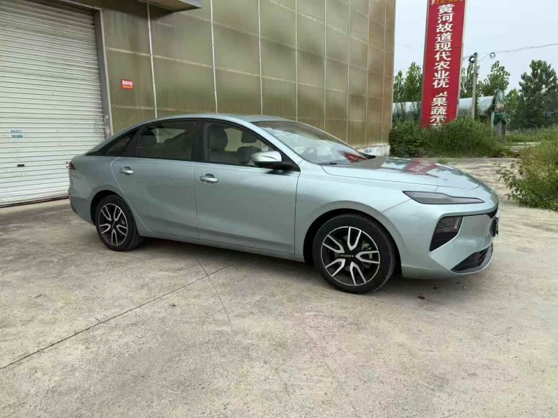 徐州25年荣威D63