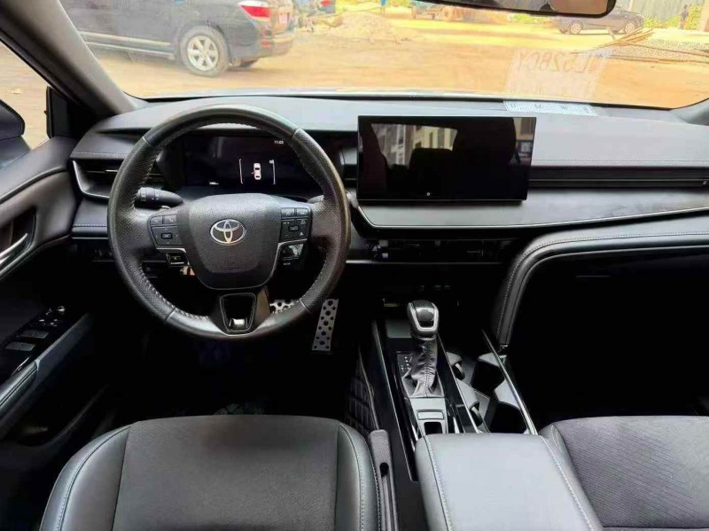 茂名24年丰田凯美瑞5