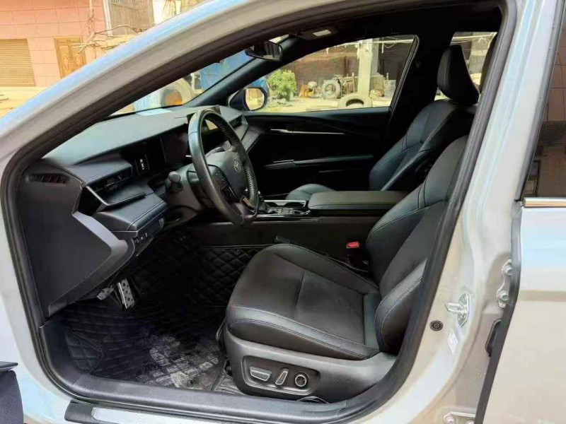 茂名24年丰田凯美瑞6