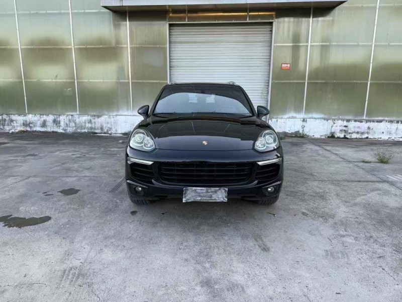 徐州17年保时捷卡宴1