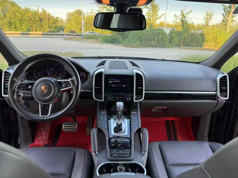 徐州17年保时捷卡宴5