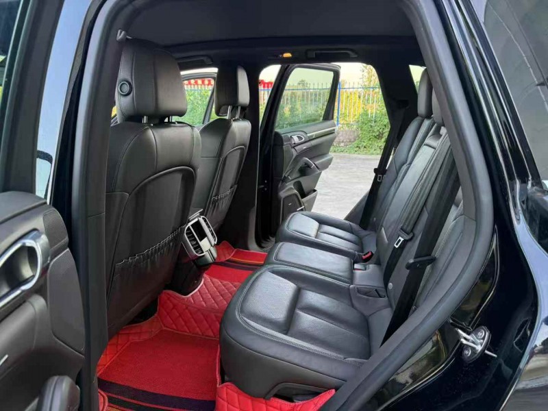 徐州17年保时捷卡宴7