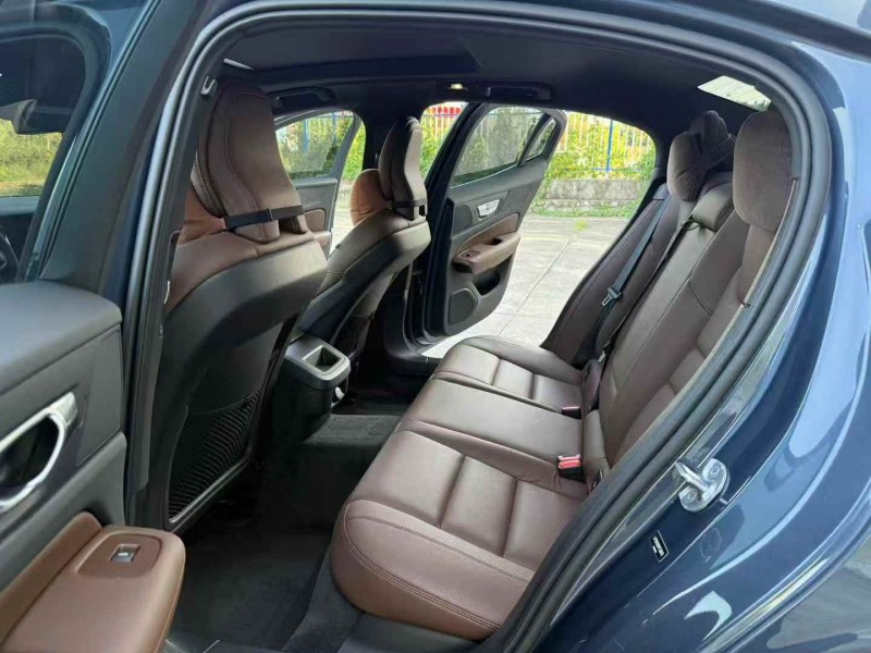 徐州23年沃尔沃S60L7