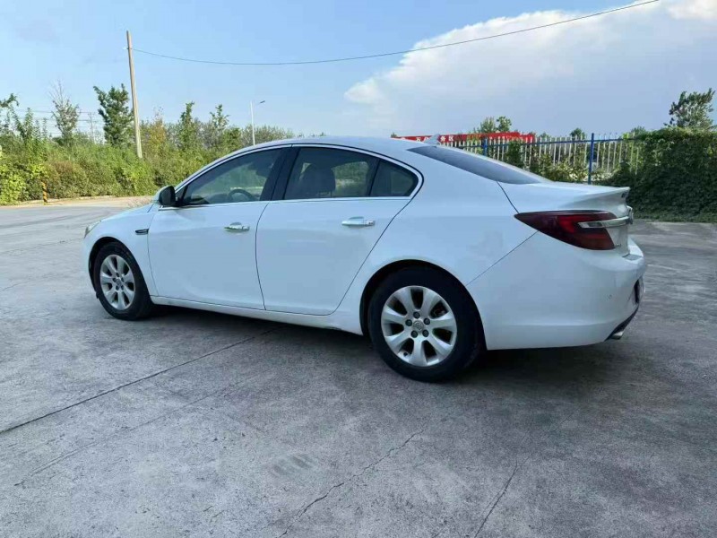 徐州15年别克君威8