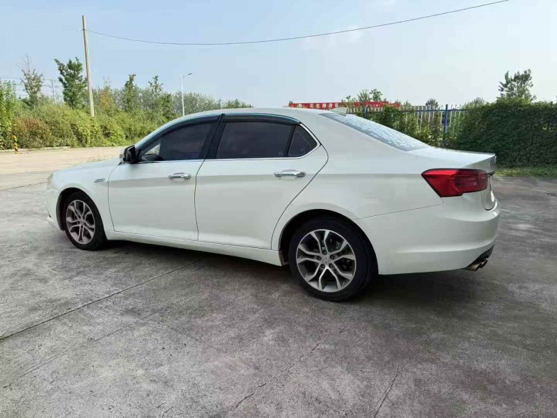 徐州19年北汽制造绅宝8