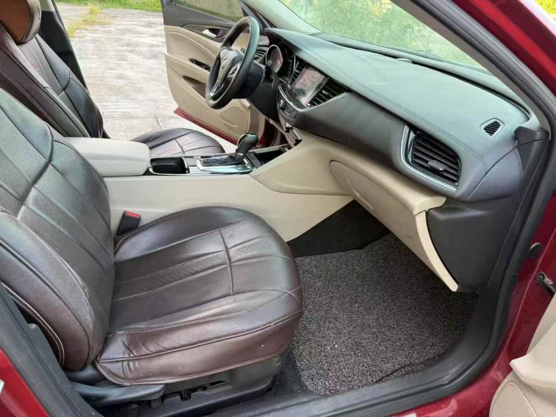 徐州19年别克君威6