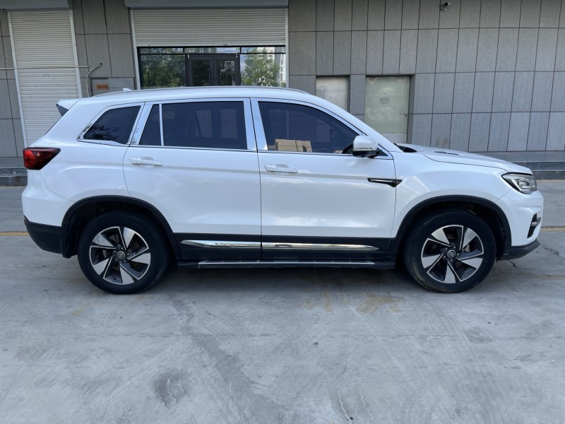 济宁19年长安汽车CS757