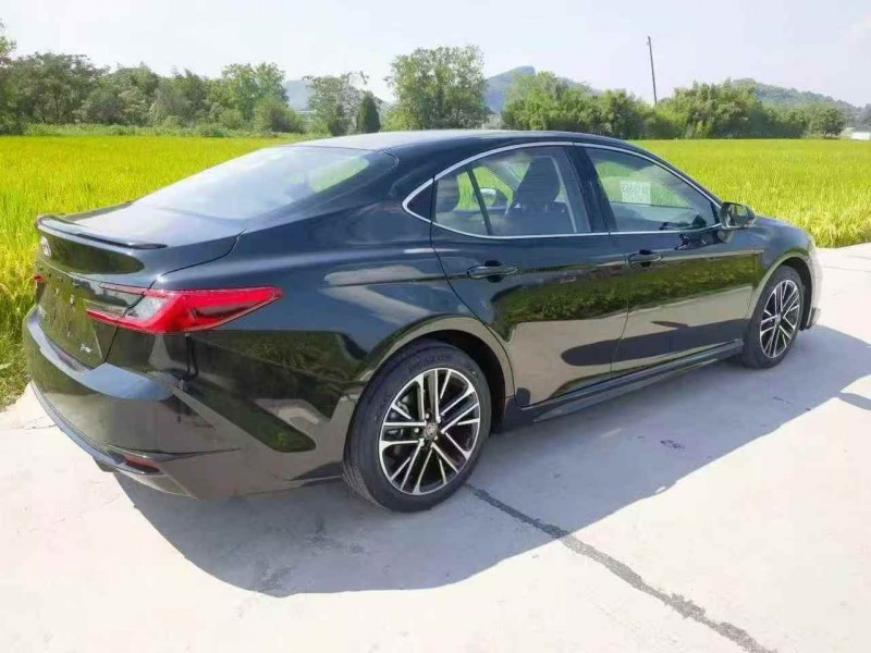 宁波25年丰田凯美瑞8