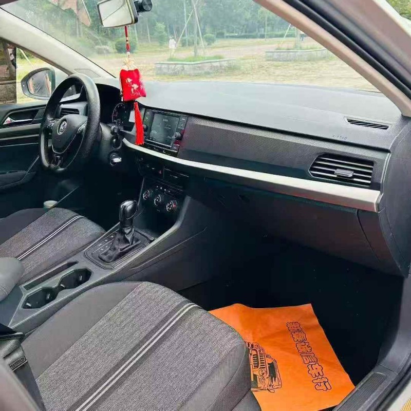 青岛19年大众朗逸4