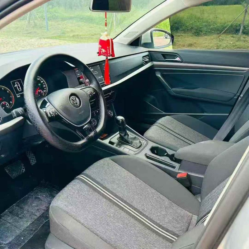 青岛19年大众朗逸6