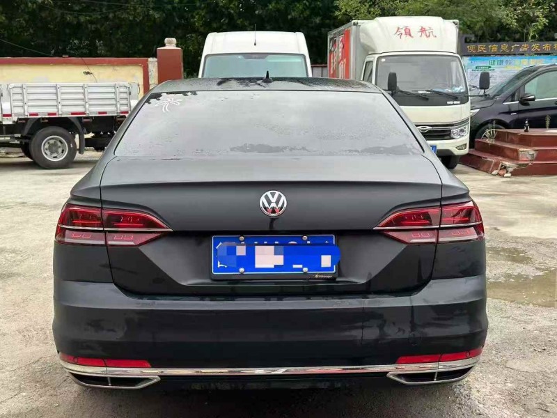 淄博20年大众辉昂8