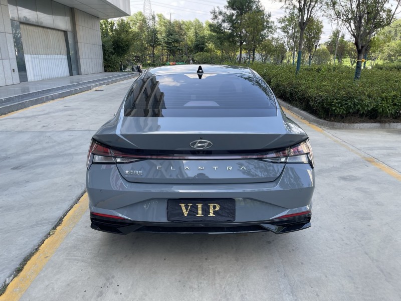 济宁22年现代伊兰特9