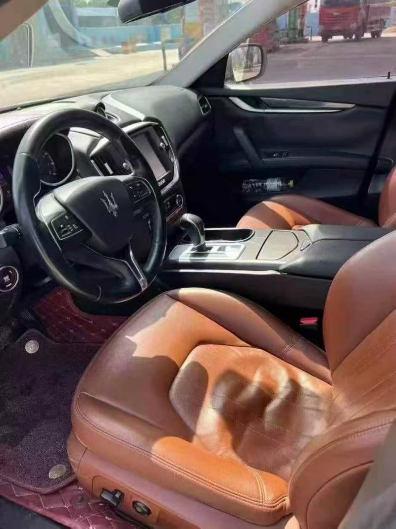 菏泽16年玛莎拉蒂Ghibli6