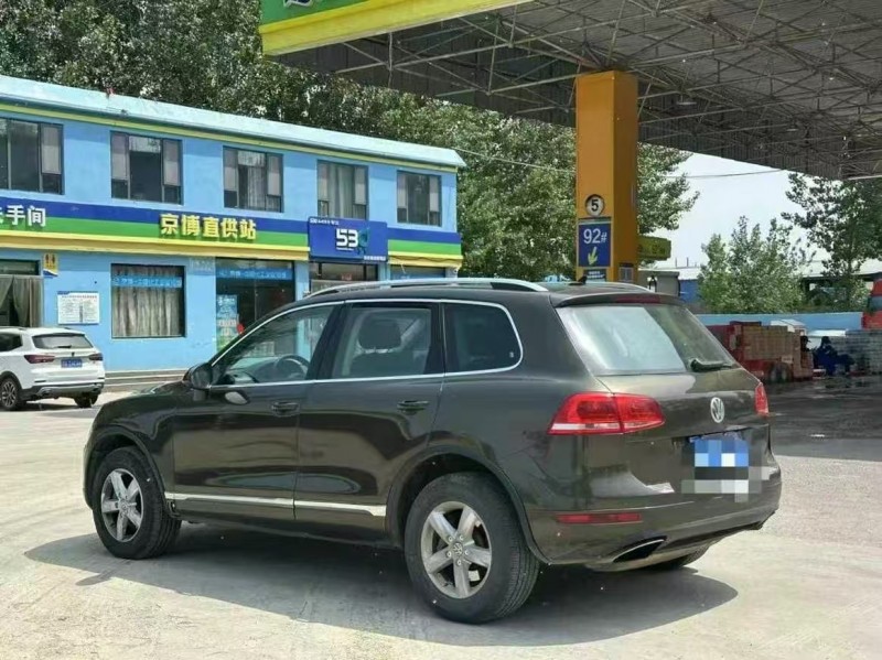 菏泽12年大众途锐8