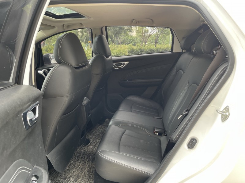 济宁12年奥迪A6L5