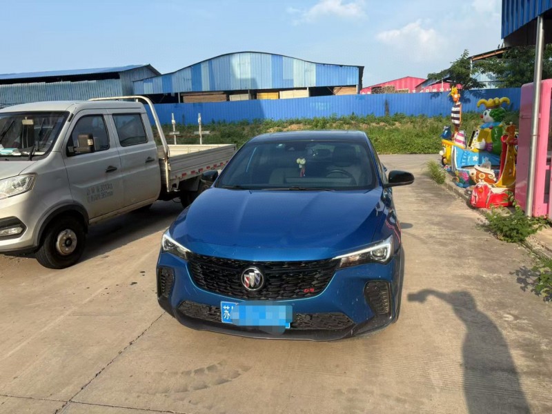 苏州22年别克威朗1