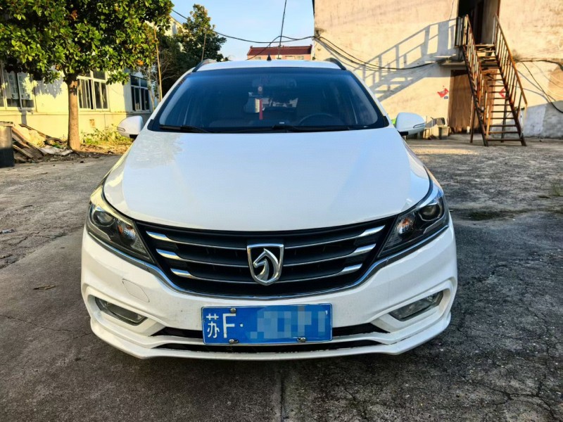 苏州18年宝骏3101