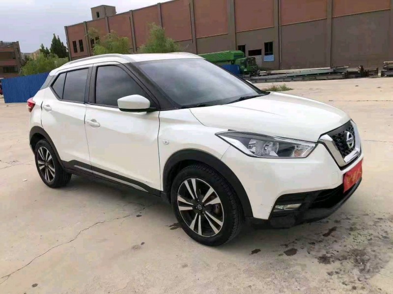 济宁21年日产劲客2