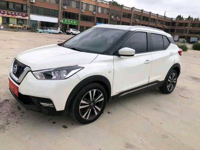 济宁21年日产劲客3