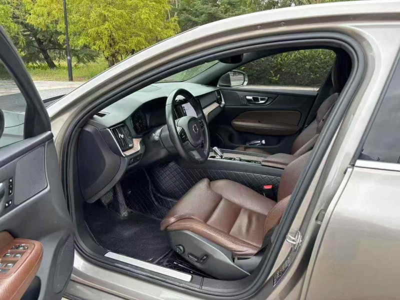 枣庄21年沃尔沃S60L5