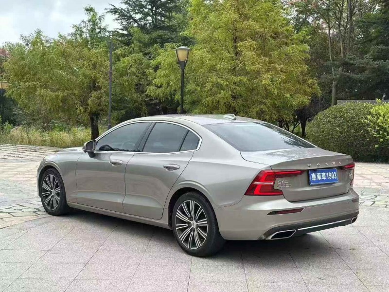 枣庄21年沃尔沃S60L8