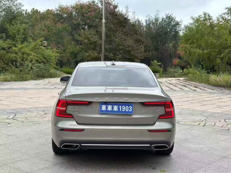 枣庄21年沃尔沃S60L9