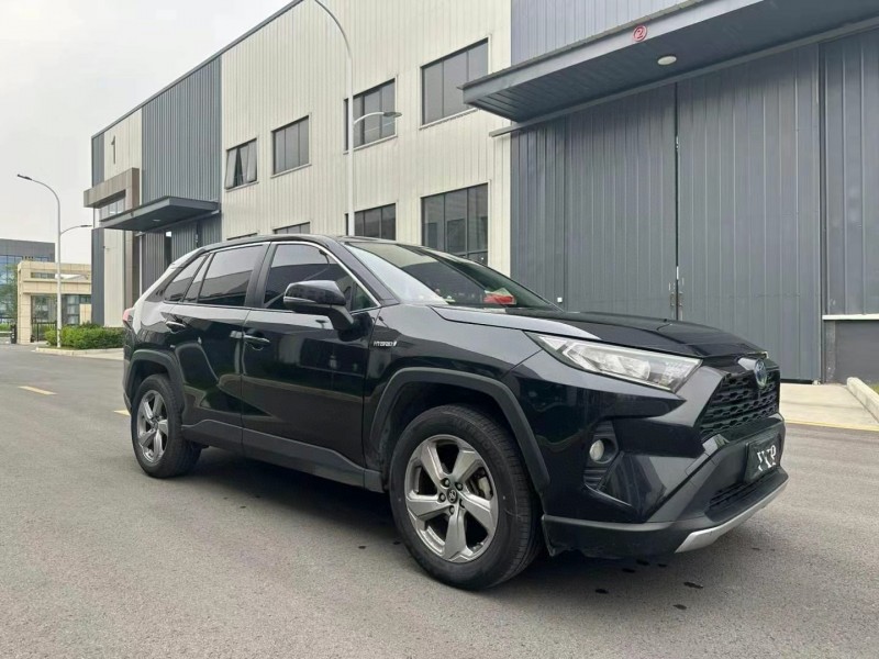 苏州22年丰田RAV4荣放8