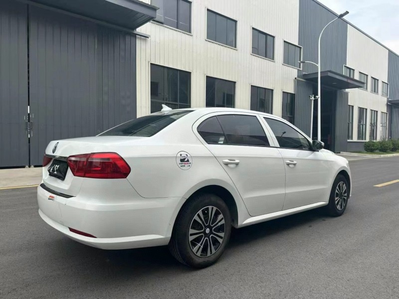 苏州19年大众朗逸8