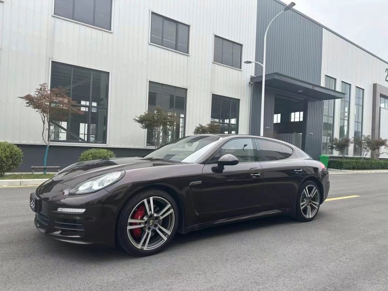徐州15年保时捷帕拉梅拉2