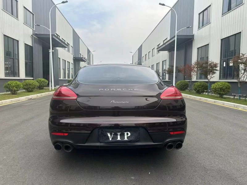 徐州15年保时捷帕拉梅拉9