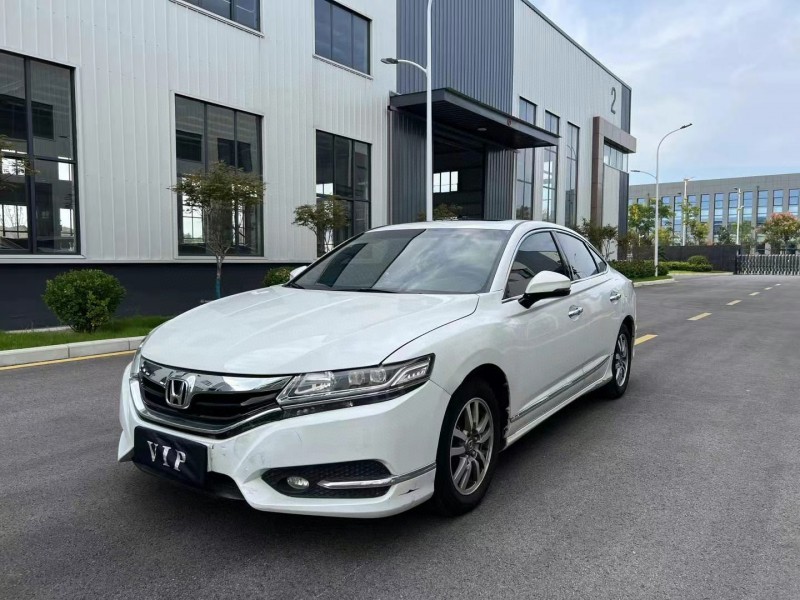 徐州16年本田思铂睿4