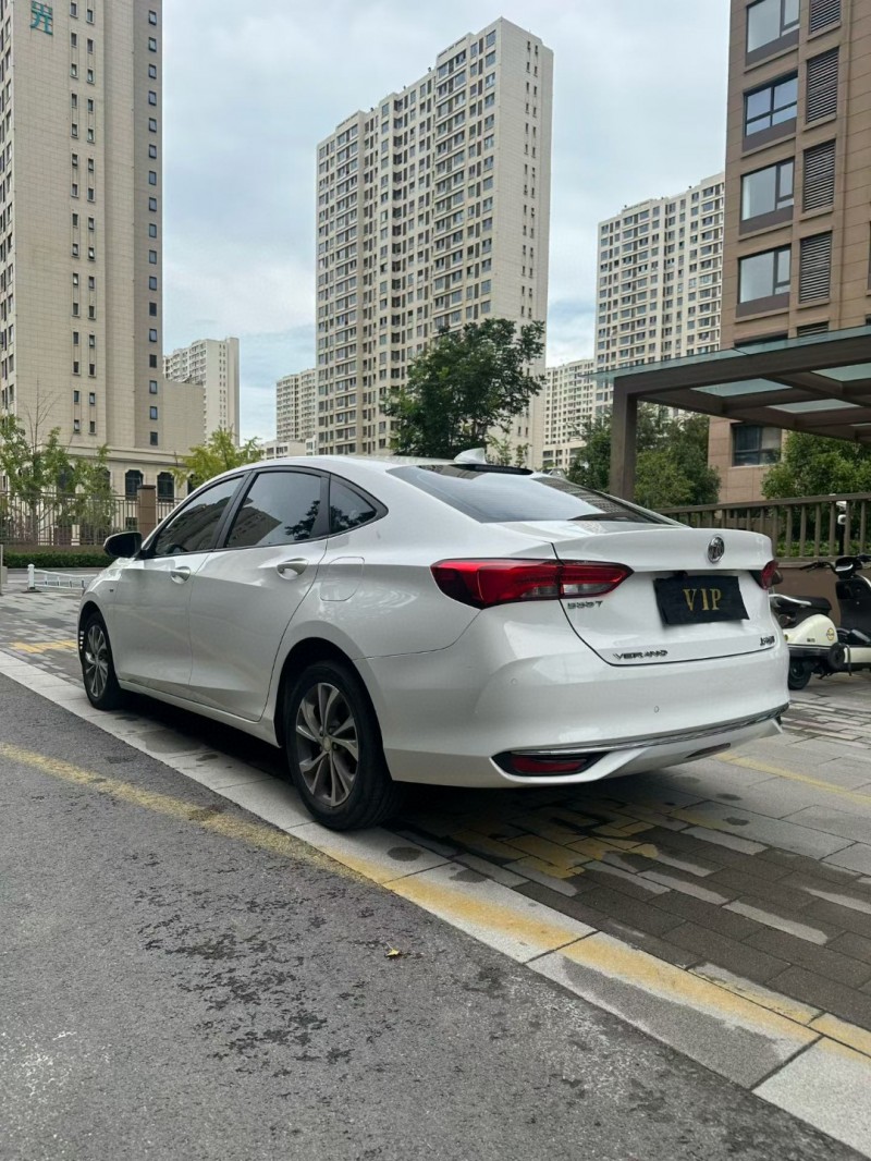 徐州23年别克威朗8