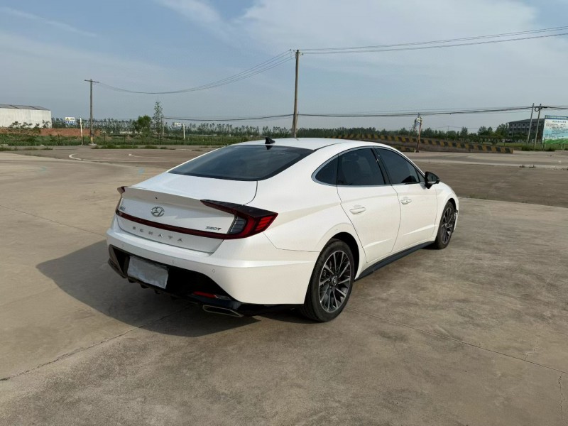 徐州21年现代索纳塔8