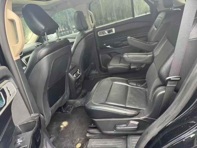 安阳20年福特探险者6