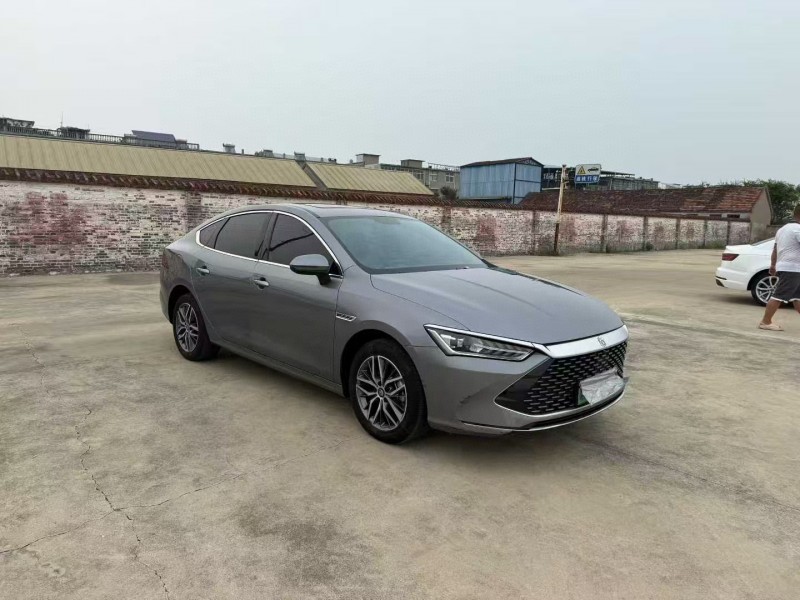 徐州23年比亚迪秦8