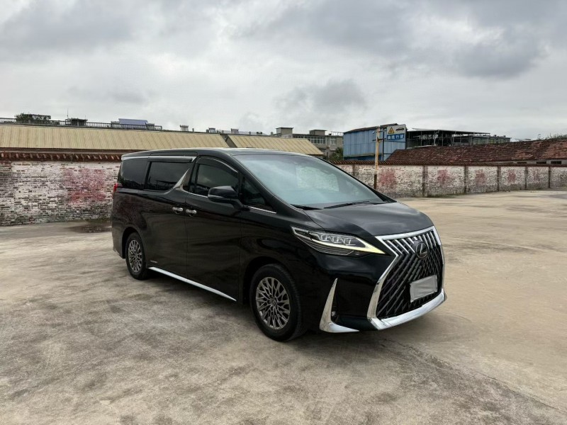 常州21年雷克萨斯LM雷尔法6