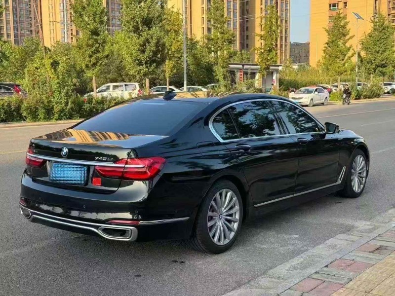 邢台16年宝马7系7
