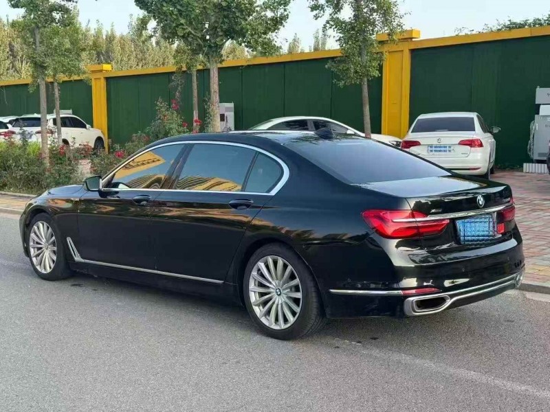 邢台16年宝马7系8