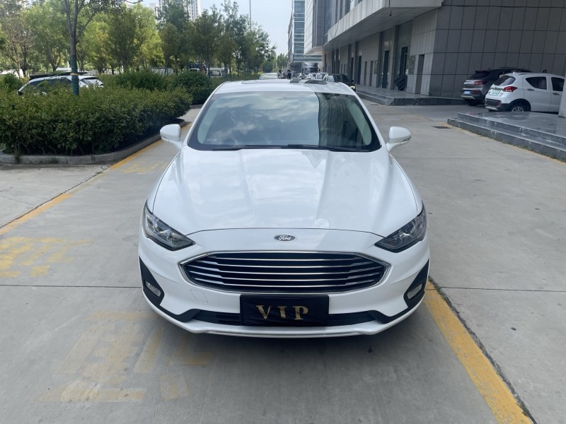 济宁21年福特蒙迪欧1