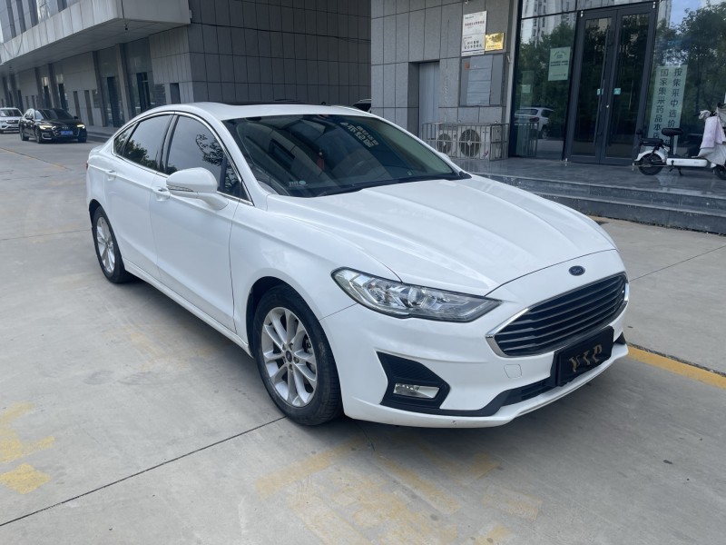 济宁21年福特蒙迪欧3