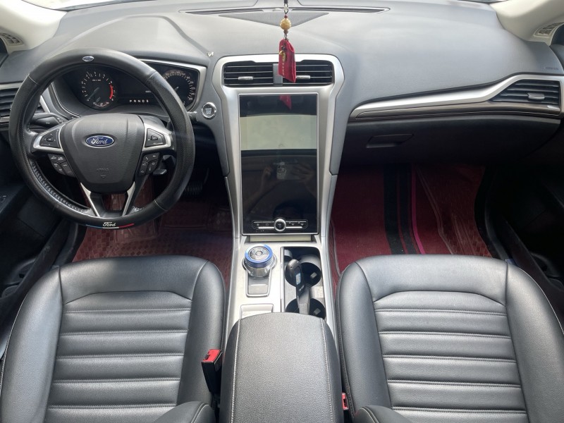 济宁21年福特蒙迪欧5