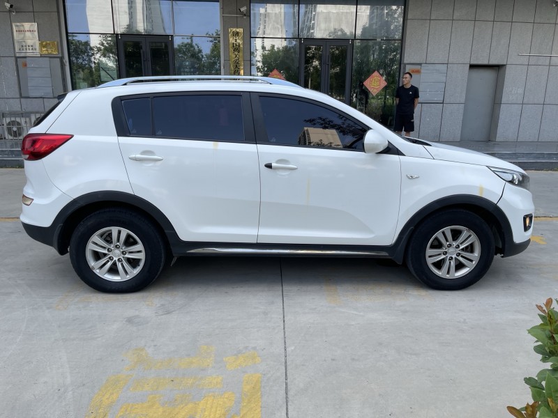 济宁16年起亚智跑7