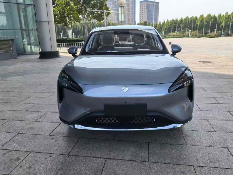 邢台25年宝骏云海1