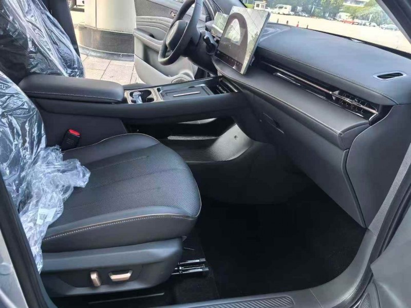 邢台25年宝骏云海4