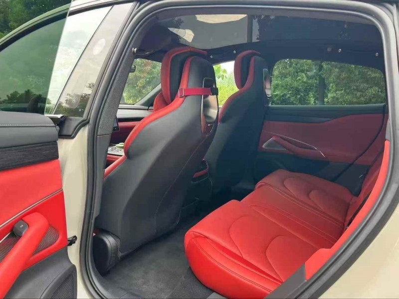 盐城25年小米SU77