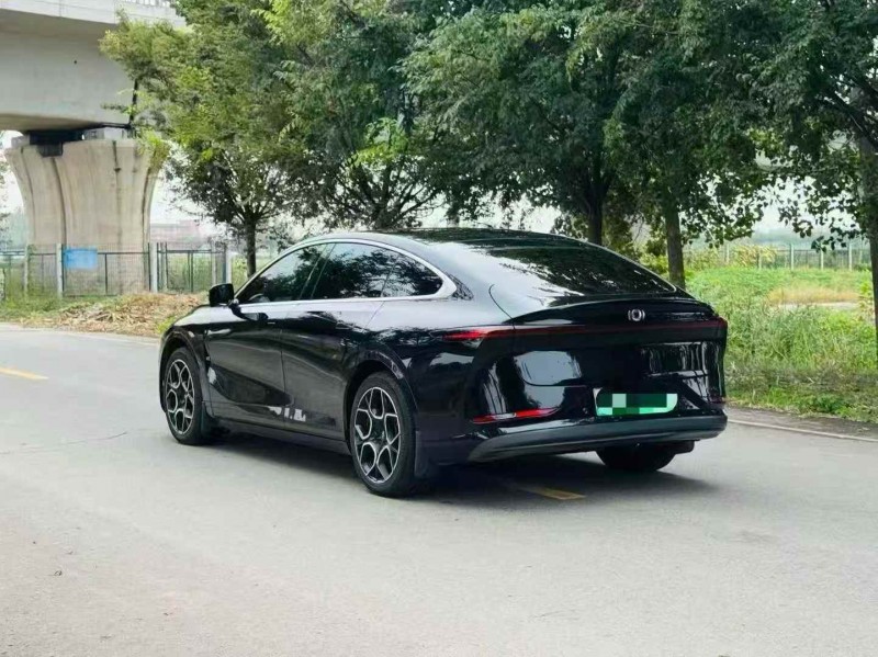 常州25年长安汽车启源8